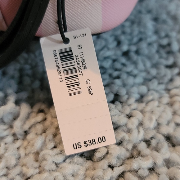 VICTORIA SECRET COSMETIC BAG - Picture 6 of 7